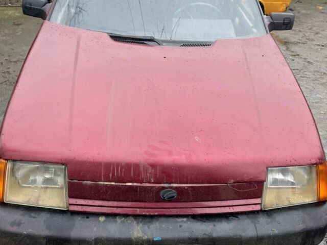 Красный ЗАЗ 1103 Славута, объемом двигателя 0 л и пробегом 100 тыс. км за 355 $, фото 4 на Automoto.ua