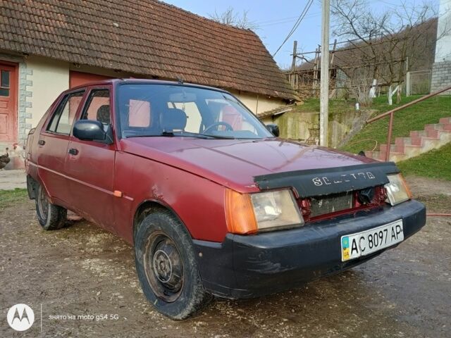 Червоний ЗАЗ 1103 Славута, об'ємом двигуна 1.2 л та пробігом 100 тис. км за 507 $, фото 2 на Automoto.ua