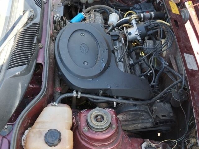 Червоний ЗАЗ 1103 Славута, об'ємом двигуна 0.12 л та пробігом 86 тис. км за 700 $, фото 6 на Automoto.ua