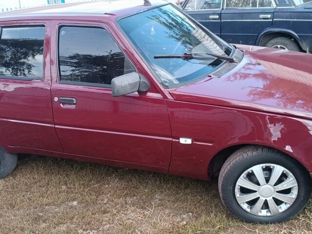 Красный ЗАЗ 1103 Славута, объемом двигателя 1 л и пробегом 370 тыс. км за 597 $, фото 1 на Automoto.ua