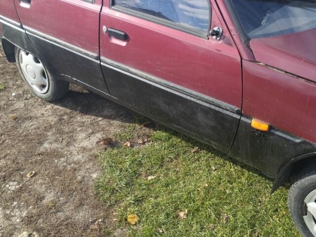 Красный ЗАЗ 1103 Славута, объемом двигателя 1 л и пробегом 111 тыс. км за 567 $, фото 3 на Automoto.ua