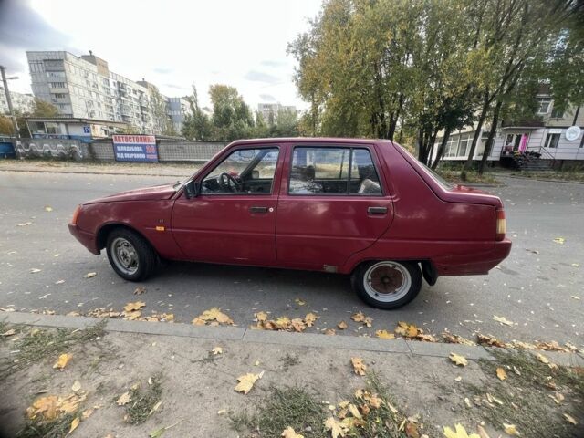 ЗАЗ 1103 Славута 2001 в Днепре (Днепропетровске) на Automoto.ua Красный ЗАЗ 1103 Славута, объемом двигателя 1.2 л и пробегом 93 тыс. км за 1400 $, фото 1 на Automoto.ua