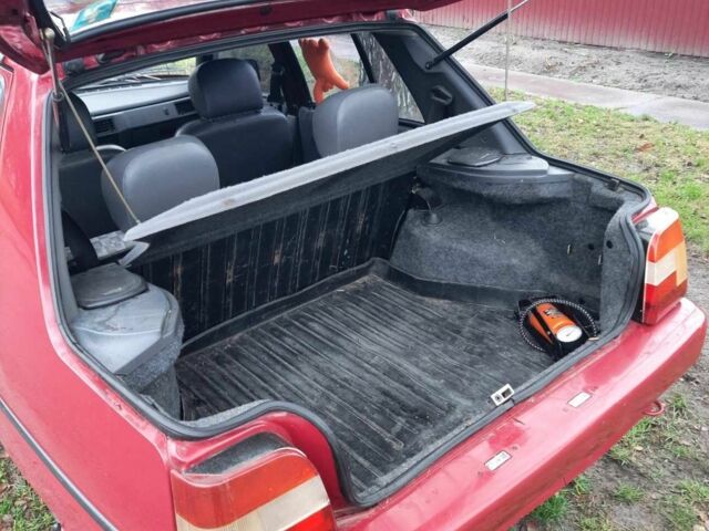 Червоний ЗАЗ 1103 Славута, об'ємом двигуна 0 л та пробігом 115 тис. км за 971 $, фото 5 на Automoto.ua