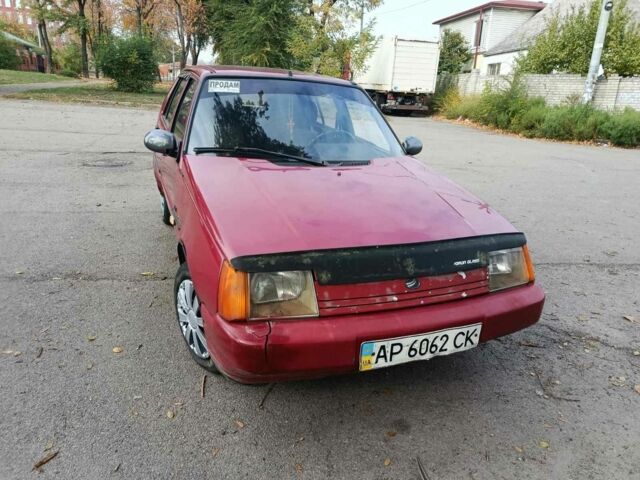 Червоний ЗАЗ 1103 Славута, об'ємом двигуна 1.2 л та пробігом 300 тис. км за 450 $, фото 2 на Automoto.ua