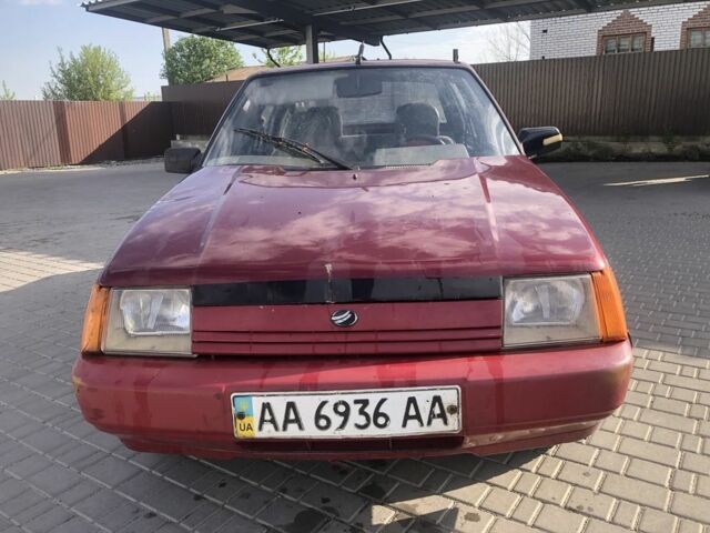 Красный ЗАЗ 1103 Славута, объемом двигателя 1.2 л и пробегом 195 тыс. км за 550 $, фото 1 на Automoto.ua
