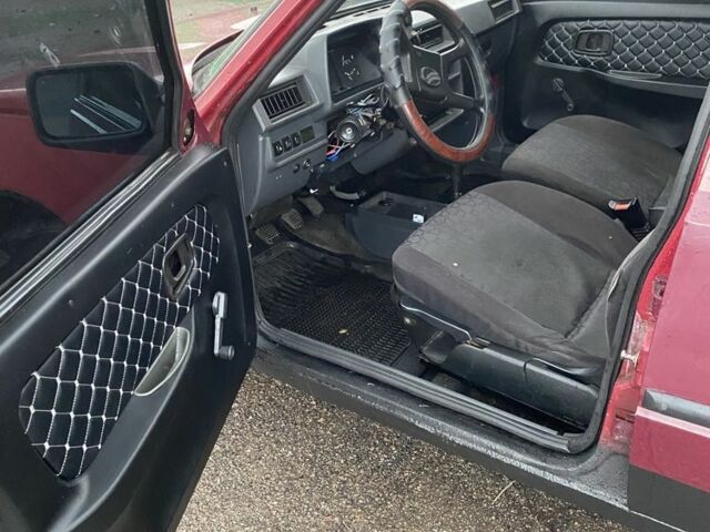 ЗАЗ 1103 Славута 2003 у Запоріжжя на Automoto.ua Червоний ЗАЗ 1103 Славута, об'ємом двигуна 1.2 л та пробігом 3 тис. км за 550 $, фото 4 на Automoto.ua