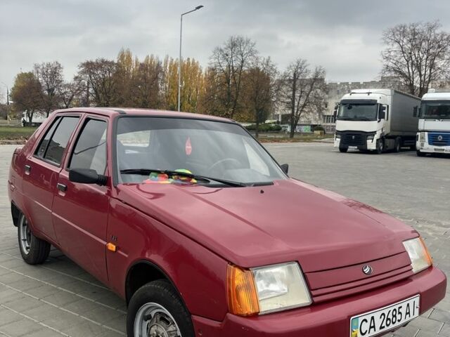 Красный ЗАЗ 1103 Славута, объемом двигателя 1.2 л и пробегом 43 тыс. км за 1200 $, фото 5 на Automoto.ua