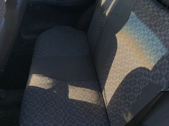 Красный ЗАЗ 1103 Славута, объемом двигателя 1.2 л и пробегом 2 тыс. км за 178 $, фото 6 на Automoto.ua