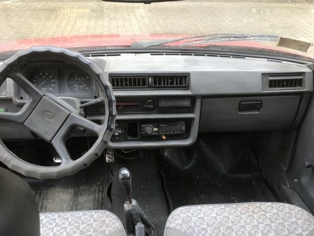 Червоний ЗАЗ 1103 Славута, об'ємом двигуна 1.2 л та пробігом 150 тис. км за 699 $, фото 5 на Automoto.ua