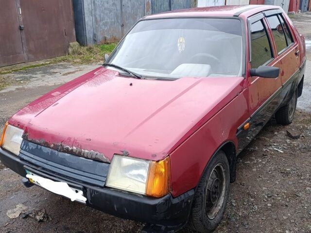 Красный ЗАЗ 1103 Славута, объемом двигателя 0 л и пробегом 117 тыс. км за 857 $, фото 1 на Automoto.ua