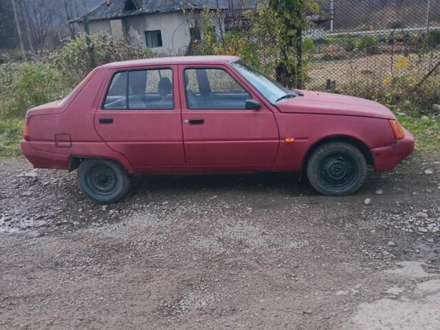 Красный ЗАЗ 1103 Славута, объемом двигателя 1.2 л и пробегом 103 тыс. км за 400 $, фото 1 на Automoto.ua