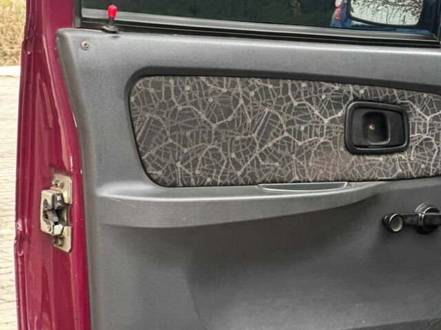 Красный ЗАЗ 1103 Славута, объемом двигателя 1.2 л и пробегом 63 тыс. км за 1428 $, фото 6 на Automoto.ua