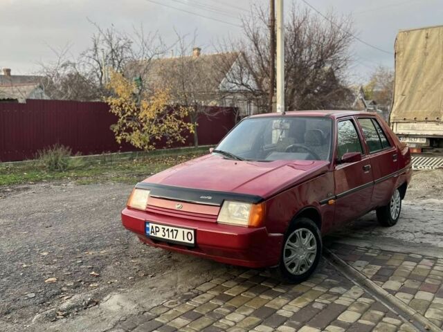 Червоний ЗАЗ 1103 Славута, об'ємом двигуна 1.2 л та пробігом 122 тис. км за 950 $, фото 3 на Automoto.ua