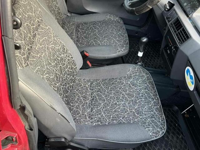 Червоний ЗАЗ 1103 Славута, об'ємом двигуна 1.2 л та пробігом 122 тис. км за 950 $, фото 6 на Automoto.ua