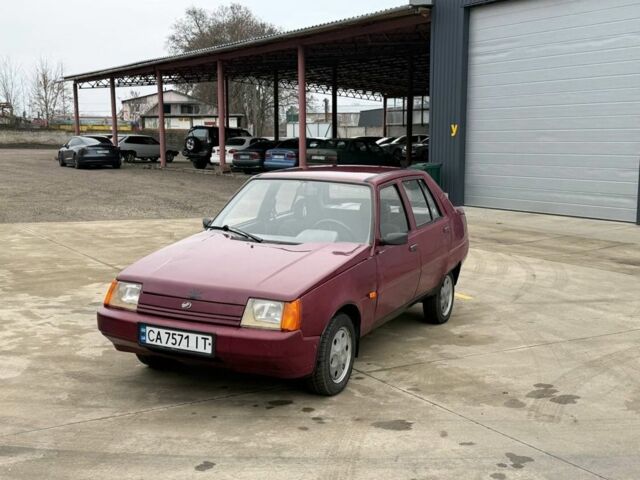 Червоний ЗАЗ 1103 Славута, об'ємом двигуна 1.2 л та пробігом 188 тис. км за 950 $, фото 1 на Automoto.ua