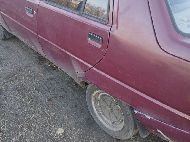 Красный ЗАЗ 1103 Славута, объемом двигателя 1.2 л и пробегом 2 тыс. км за 700 $, фото 4 на Automoto.ua