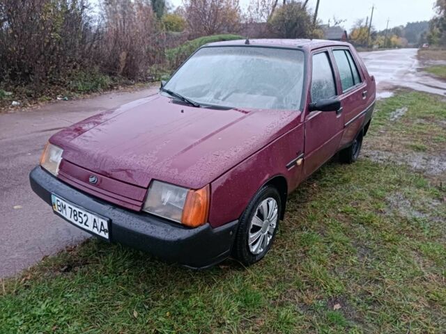 Красный ЗАЗ 1103 Славута, объемом двигателя 0 л и пробегом 350 тыс. км за 576 $, фото 1 на Automoto.ua