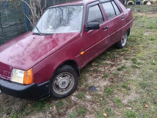 Красный ЗАЗ 1103 Славута, объемом двигателя 1.2 л и пробегом 200 тыс. км за 402 $, фото 1 на Automoto.ua