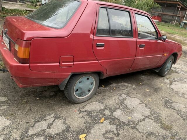 Червоний ЗАЗ 1103 Славута, об'ємом двигуна 1.2 л та пробігом 100 тис. км за 900 $, фото 2 на Automoto.ua