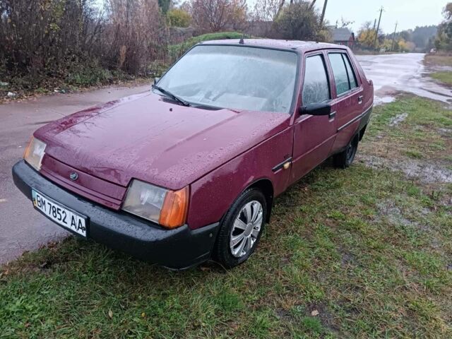 Красный ЗАЗ 1103 Славута, объемом двигателя 0 л и пробегом 350 тыс. км за 576 $, фото 6 на Automoto.ua