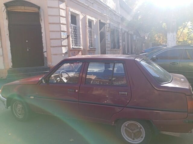 Красный ЗАЗ 1103 Славута, объемом двигателя 1.2 л и пробегом 140 тыс. км за 650 $, фото 5 на Automoto.ua