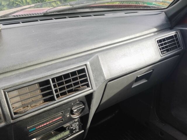 Красный ЗАЗ 1103 Славута, объемом двигателя 1.2 л и пробегом 200 тыс. км за 502 $, фото 3 на Automoto.ua