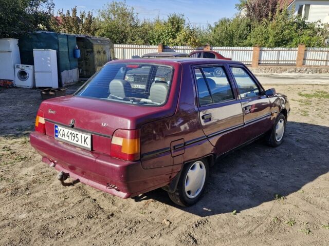Червоний ЗАЗ 1103 Славута, об'ємом двигуна 1.2 л та пробігом 54 тис. км за 850 $, фото 3 на Automoto.ua