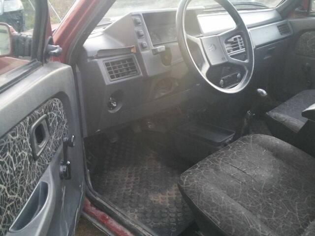 Красный ЗАЗ 1103 Славута, объемом двигателя 0 л и пробегом 160 тыс. км за 700 $, фото 2 на Automoto.ua