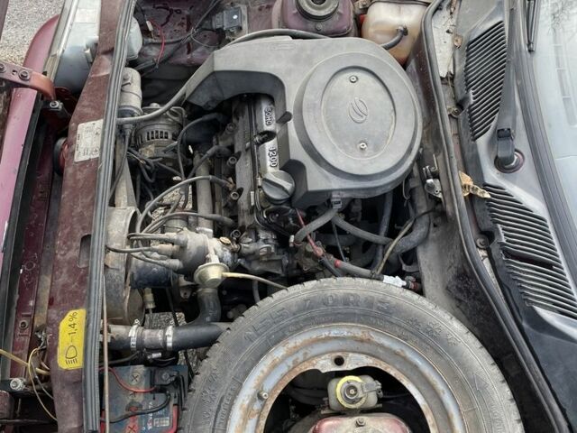 Красный ЗАЗ 1103 Славута, объемом двигателя 0 л и пробегом 200 тыс. км за 550 $, фото 6 на Automoto.ua