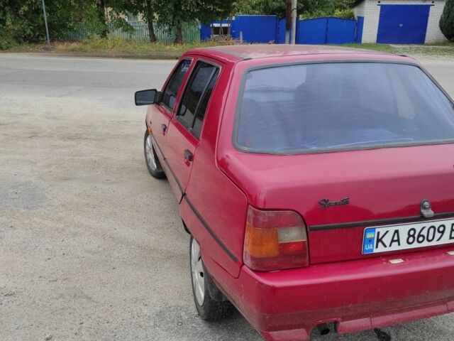 Красный ЗАЗ 1103 Славута, объемом двигателя 0 л и пробегом 200 тыс. км за 800 $, фото 6 на Automoto.ua