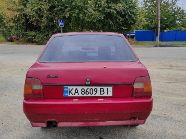 Красный ЗАЗ 1103 Славута, объемом двигателя 0 л и пробегом 200 тыс. км за 800 $, фото 5 на Automoto.ua