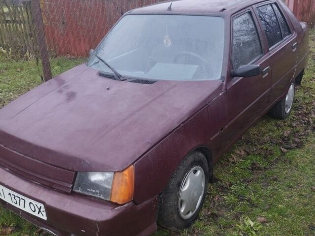 Красный ЗАЗ 1103 Славута, объемом двигателя 1.2 л и пробегом 2 тыс. км за 710 $, фото 3 на Automoto.ua