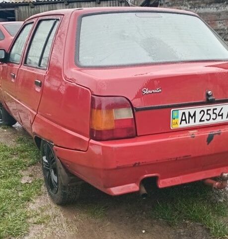 Красный ЗАЗ 1103 Славута, объемом двигателя 0 л и пробегом 116 тыс. км за 597 $, фото 2 на Automoto.ua