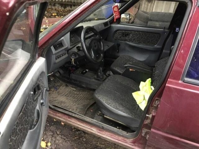 Красный ЗАЗ 1103 Славута, объемом двигателя 1.2 л и пробегом 119 тыс. км за 850 $, фото 4 на Automoto.ua