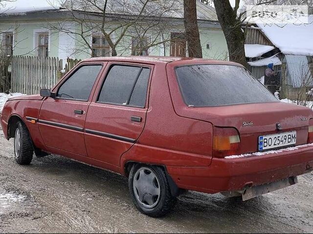 Красный ЗАЗ 1103 Славута, объемом двигателя 1.2 л и пробегом 94 тыс. км за 1500 $, фото 8 на Automoto.ua