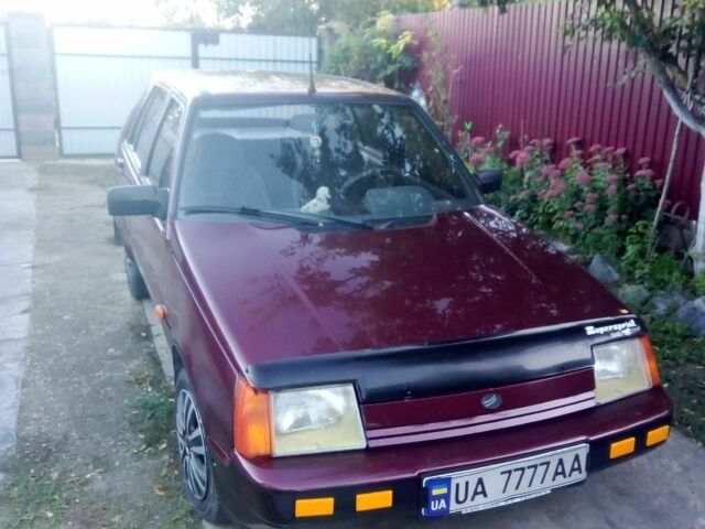 Красный ЗАЗ 1103 Славута, объемом двигателя 0 л и пробегом 2 тыс. км за 1150 $, фото 3 на Automoto.ua