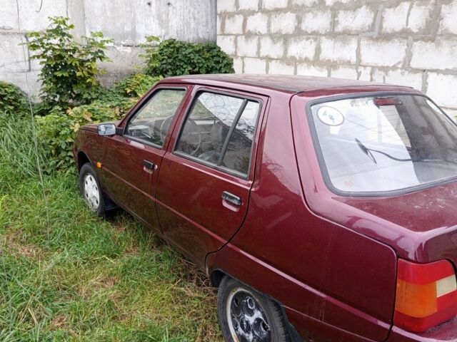 Червоний ЗАЗ 1103 Славута, об'ємом двигуна 1.2 л та пробігом 120 тис. км за 1100 $, фото 1 на Automoto.ua