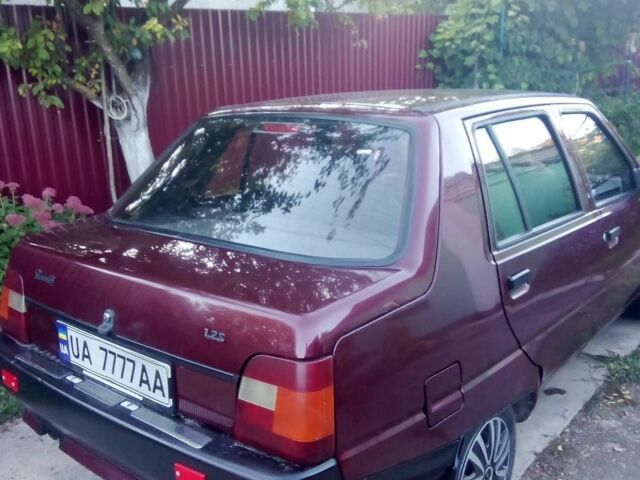 Красный ЗАЗ 1103 Славута, объемом двигателя 0 л и пробегом 2 тыс. км за 1150 $, фото 2 на Automoto.ua