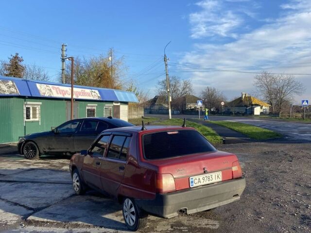 Красный ЗАЗ 1103 Славута, объемом двигателя 1.2 л и пробегом 171 тыс. км за 1085 $, фото 4 на Automoto.ua