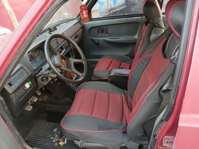 Красный ЗАЗ 1103 Славута, объемом двигателя 0 л и пробегом 10 тыс. км за 377 $, фото 5 на Automoto.ua