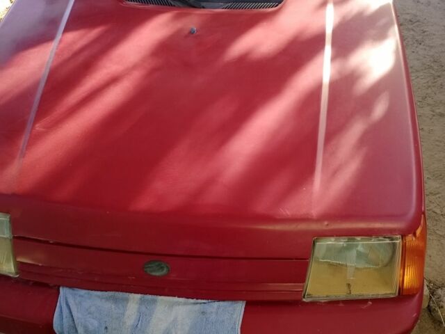 Красный ЗАЗ 1103 Славута, объемом двигателя 0 л и пробегом 200 тыс. км за 713 $, фото 2 на Automoto.ua