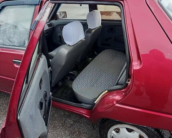 Красный ЗАЗ 1103 Славута, объемом двигателя 1.2 л и пробегом 138 тыс. км за 1100 $, фото 5 на Automoto.ua