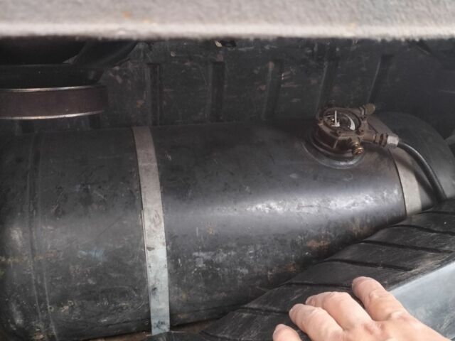 Красный ЗАЗ 1103 Славута, объемом двигателя 0 л и пробегом 1 тыс. км за 600 $, фото 6 на Automoto.ua