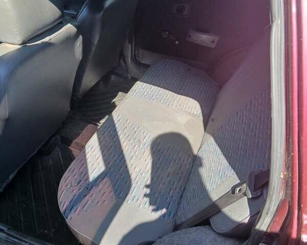 Червоний ЗАЗ 1103 Славута, об'ємом двигуна 1.09 л та пробігом 111 тис. км за 700 $, фото 5 на Automoto.ua