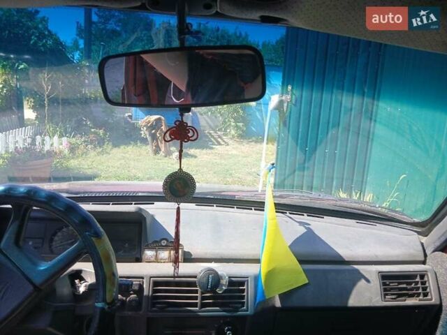 Червоний ЗАЗ 1103 Славута, об'ємом двигуна 1.09 л та пробігом 111 тис. км за 700 $, фото 3 на Automoto.ua