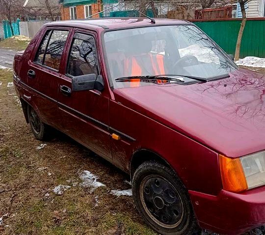 Красный ЗАЗ 1103 Славута, объемом двигателя 1.2 л и пробегом 1 тыс. км за 1000 $, фото 2 на Automoto.ua