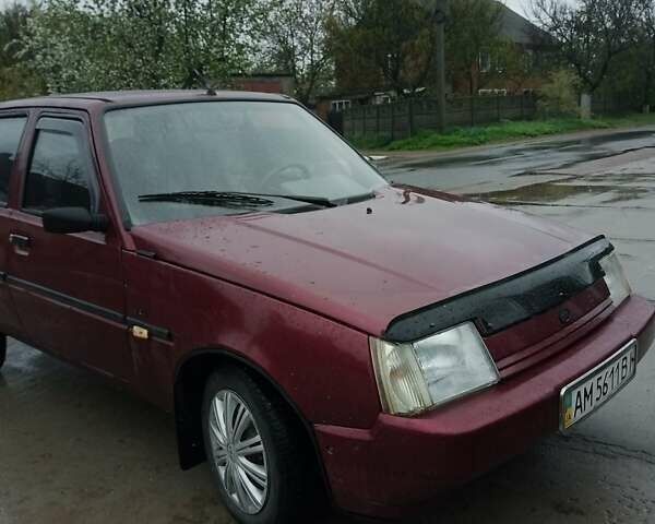 Красный ЗАЗ 1103 Славута, объемом двигателя 1.2 л и пробегом 176 тыс. км за 800 $, фото 1 на Automoto.ua