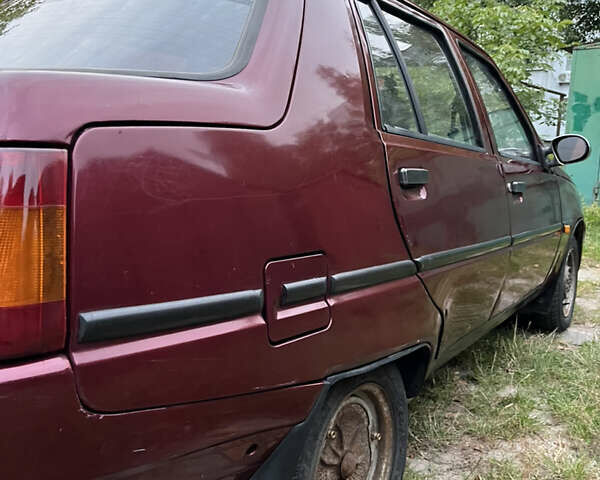 ЗАЗ 1103 Славута 2001 в Борисполе на Automoto.ua Красный ЗАЗ 1103 Славута, объемом двигателя 1.2 л и пробегом 99 тыс. км за 590 $, фото 5 на Automoto.ua