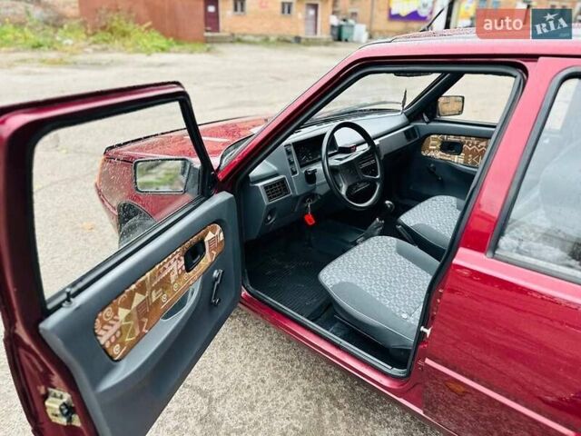 Червоний ЗАЗ 1103 Славута, об'ємом двигуна 1.2 л та пробігом 85 тис. км за 1900 $, фото 21 на Automoto.ua