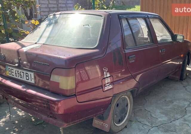 Красный ЗАЗ 1103 Славута, объемом двигателя 1.2 л и пробегом 70 тыс. км за 1000 $, фото 2 на Automoto.ua